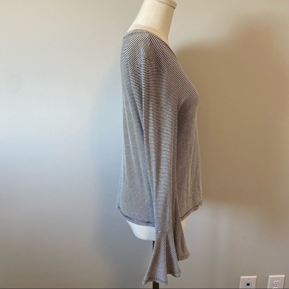 Anthropologie RO & DE Toastworthy Bell Sleeve Top - Picture 10 of 14